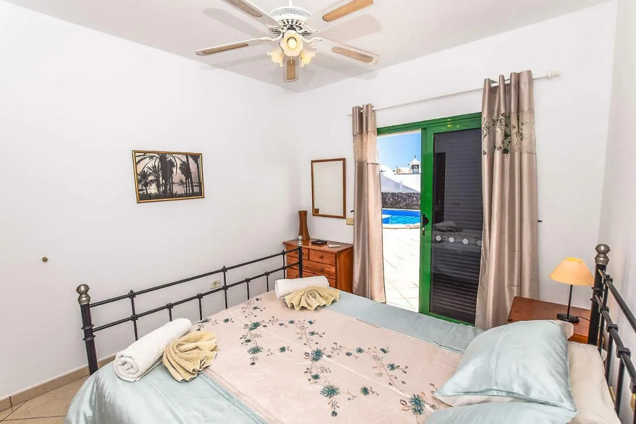 Casa Flamingo - Lh106 By Villas Now Ltd Playa Blanca  Playa Blanca (Lanzarote)