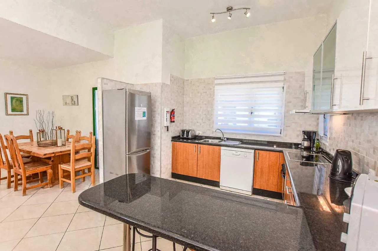 Casa Flamingo - Lh106 By Villas Now Ltd Playa Blanca   Playa Blanca (Lanzarote)